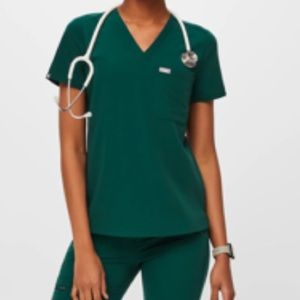 FIGS Forest Green Catarina One-Pocket Scrub Top, Size M